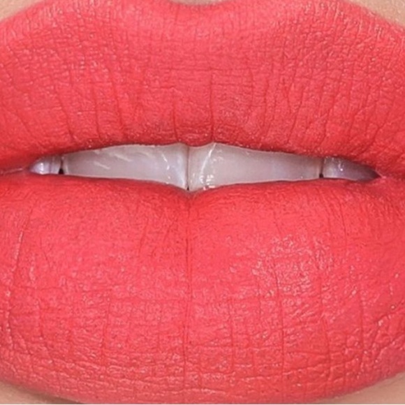 Jeffree Star Watermelon Soda Bright Pink Lipstick NIB - Picture 6 of 6